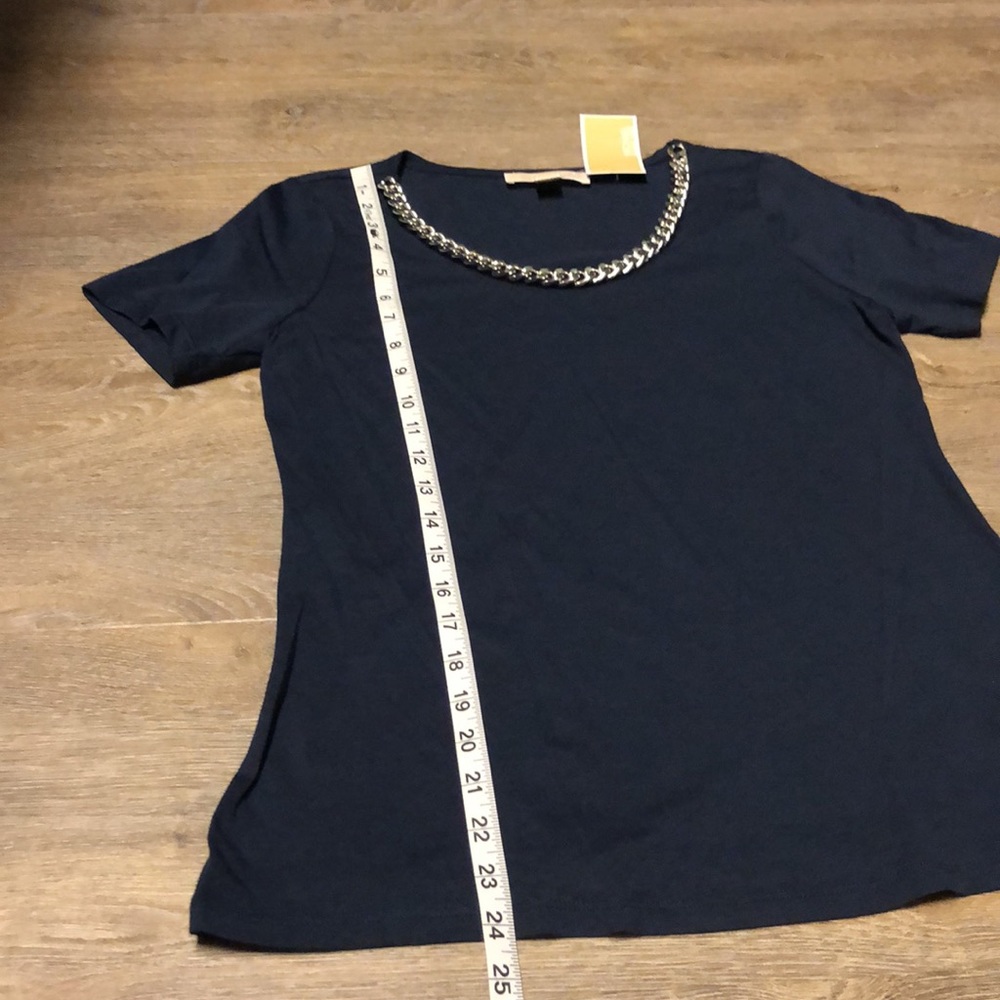 Brand🆕💖🔥💖 MICHAEL KORS tee - Picture 10 of 10